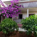 Apartman Borna *