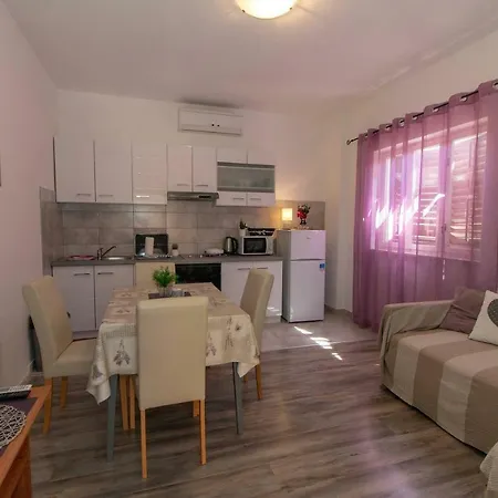 Apartament Borna
