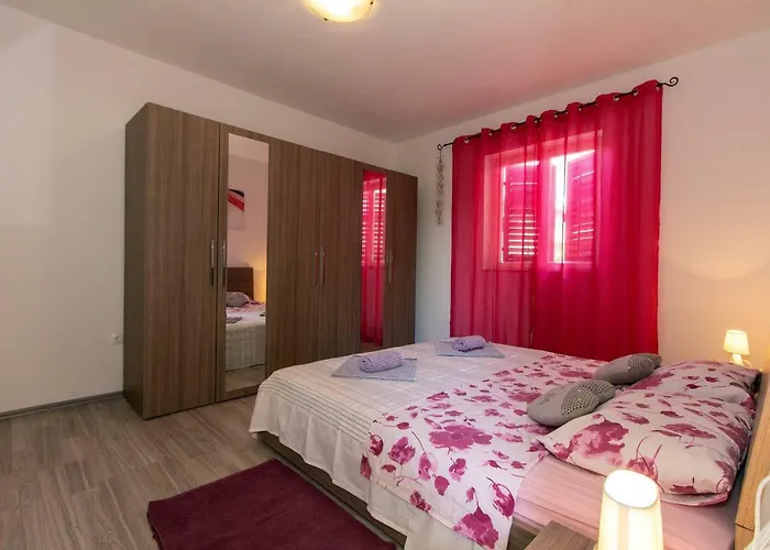 Borna Apartman Zára